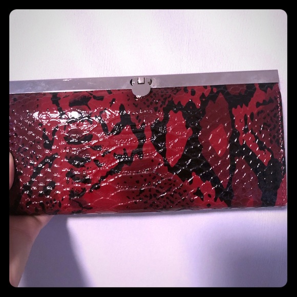 Wallet - Picture 1 of 1